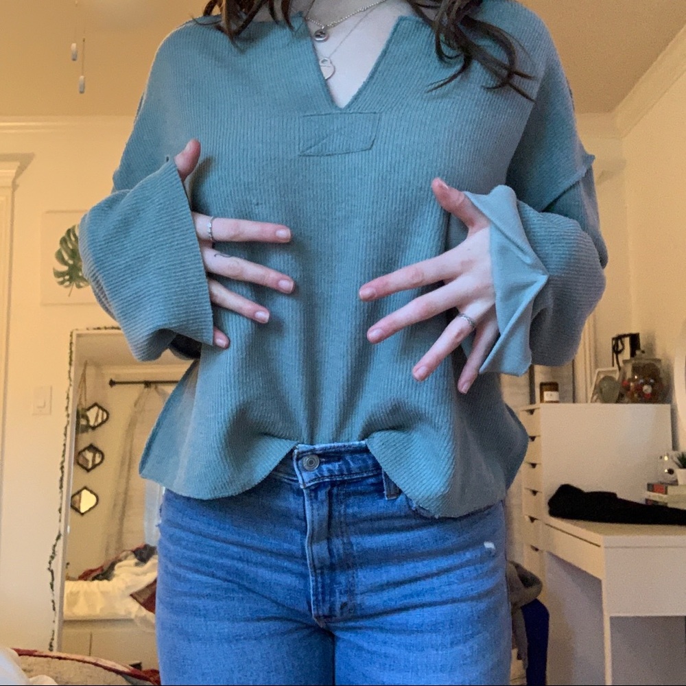 urban outfitters top!